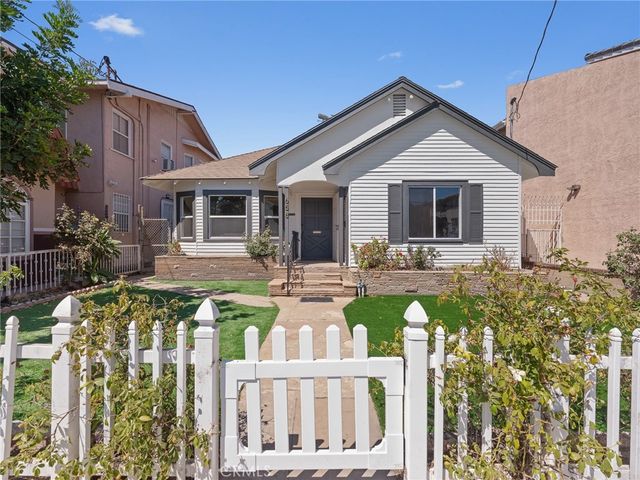 658 W 7th, San Pedro