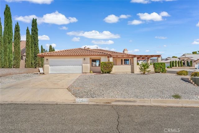 14690 Burgundy, Helendale