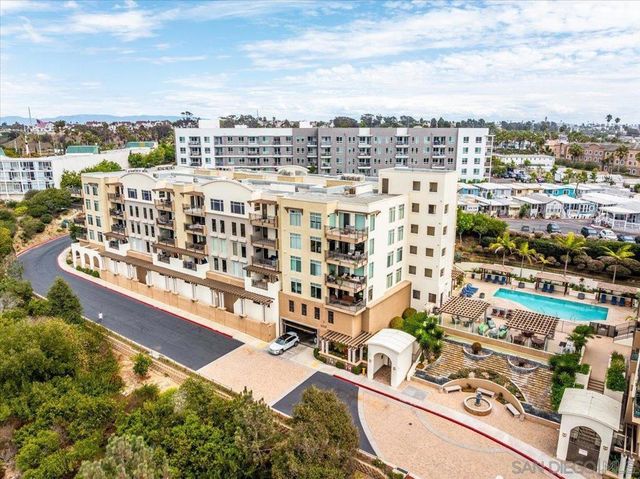 1019 Costa Pacifica Way # 1302, Oceanside