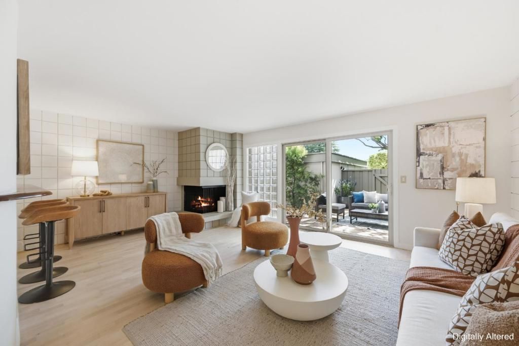 30 Los Altos Square, Los Altos