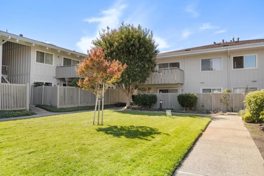 255 S Rengstorff Avenue # 56, Mountain View