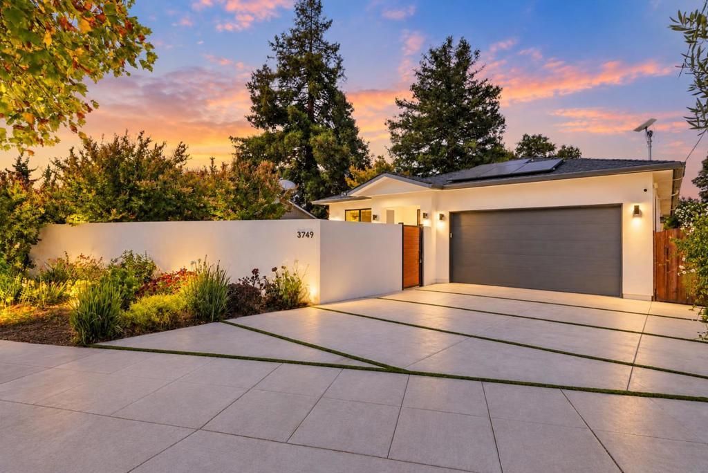 3749 Florence Street, Redwood City
