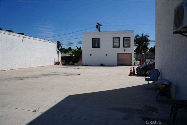 7500 S Western Ave, Los Angeles
