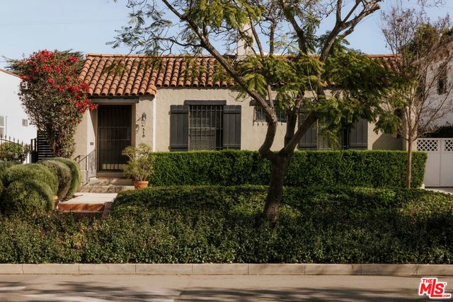 516 N Bronson Avenue, Los Angeles