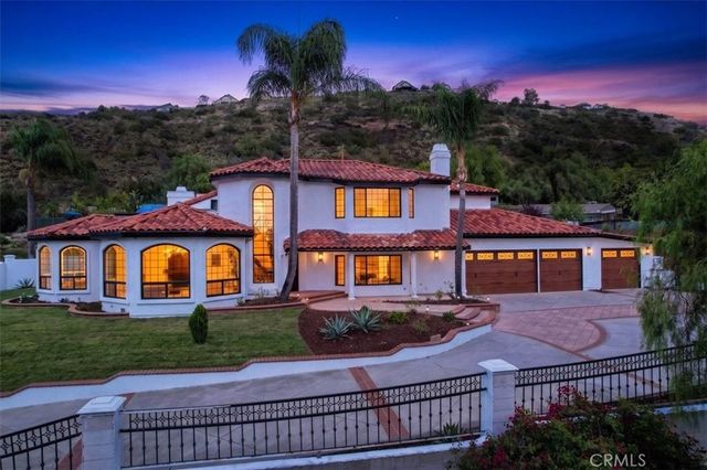 12322 Canyon Terrace, Santa Ana