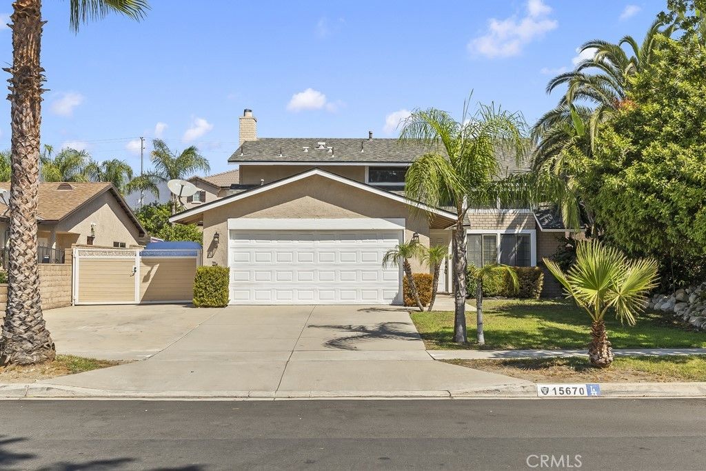 15670 Jackson, Fontana