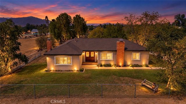 31130 Water Avenue, Nuevo