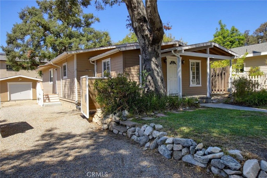 9819 Haines Canyon, Tujunga