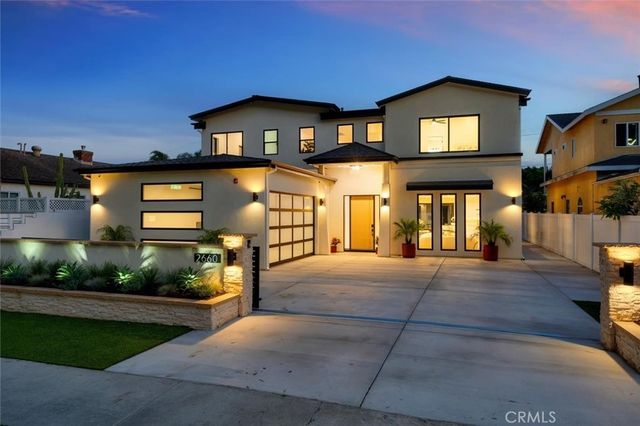 2660 Torrance Boulevard, Torrance.