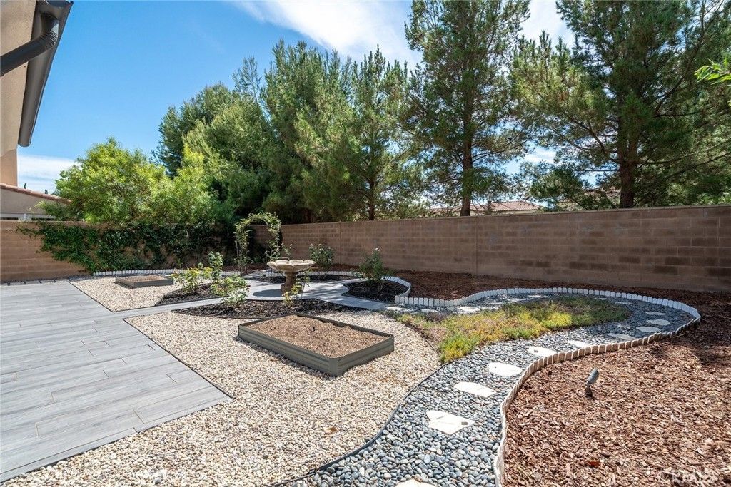70 Kimbal, Irvine