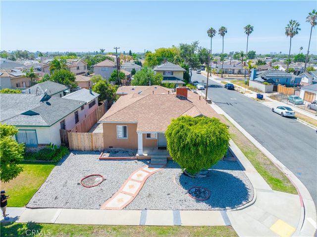 15401 Faysmith, Gardena.