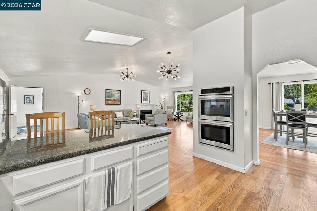 101 Hope Ln, Danville