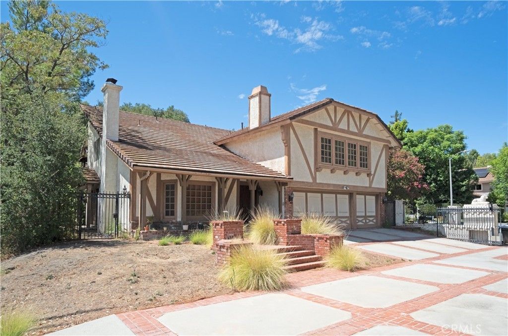 11719 Eddleston Drive, Porter Ranch