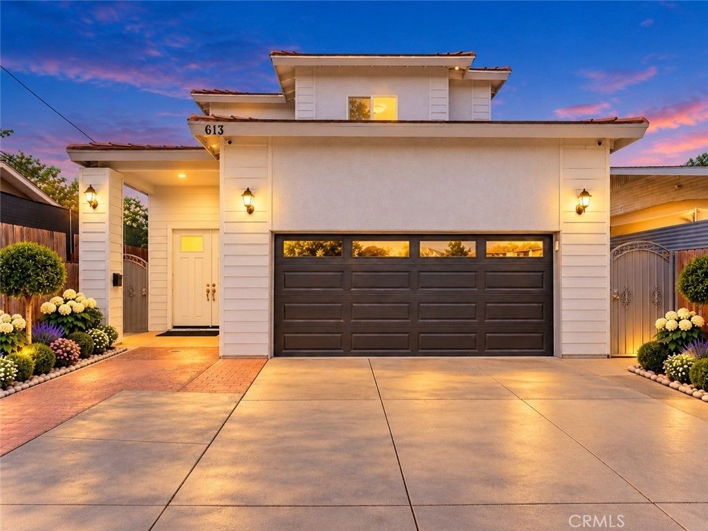 613 N. Raitt St., Santa Ana