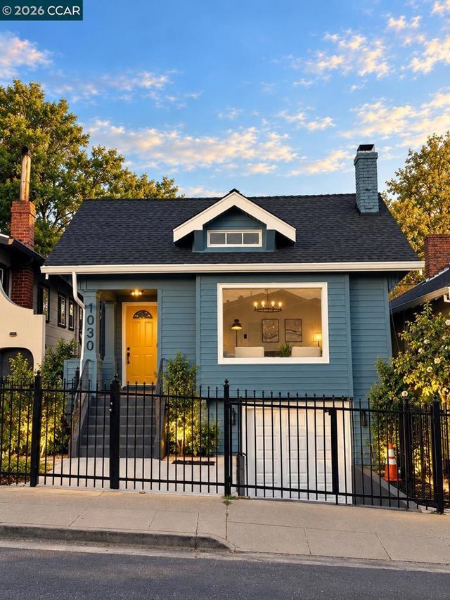 1030 E 21st St, Oakland