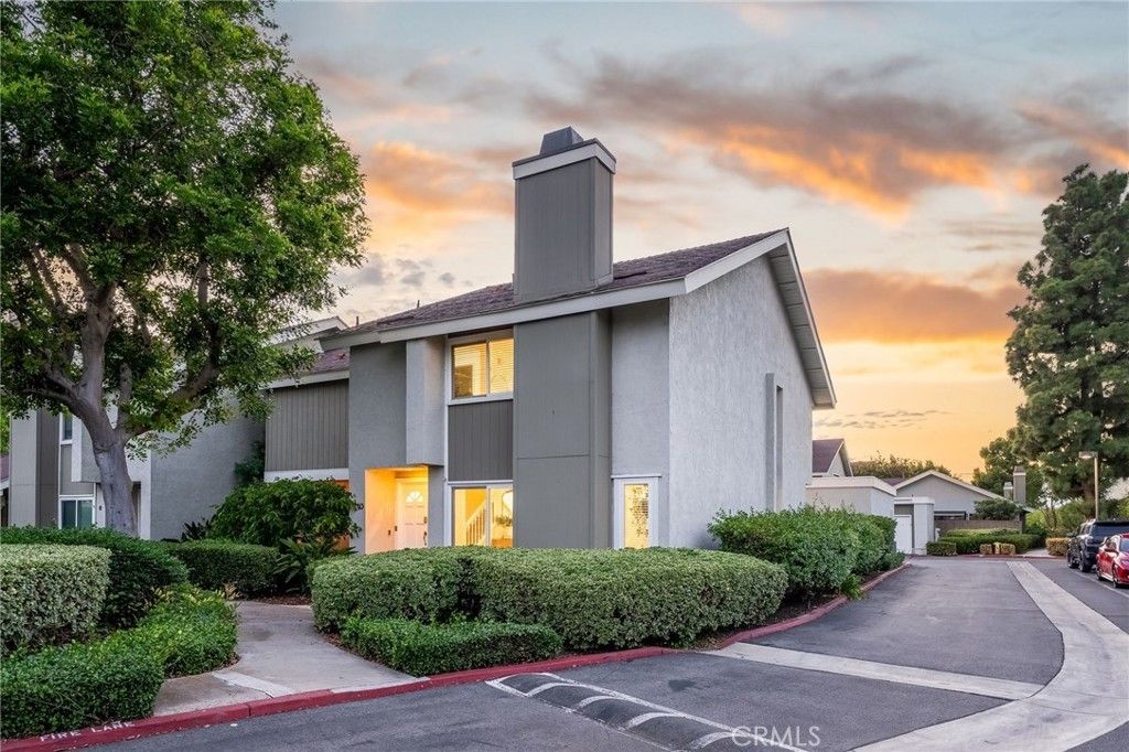 10 Goldenbush, Irvine