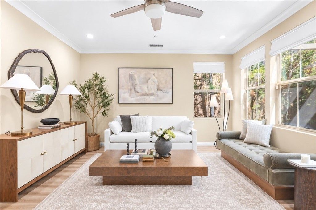 30 Larkfield, Irvine