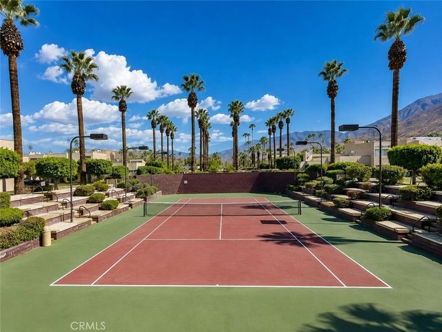 861 Village Square N, Palm Springs