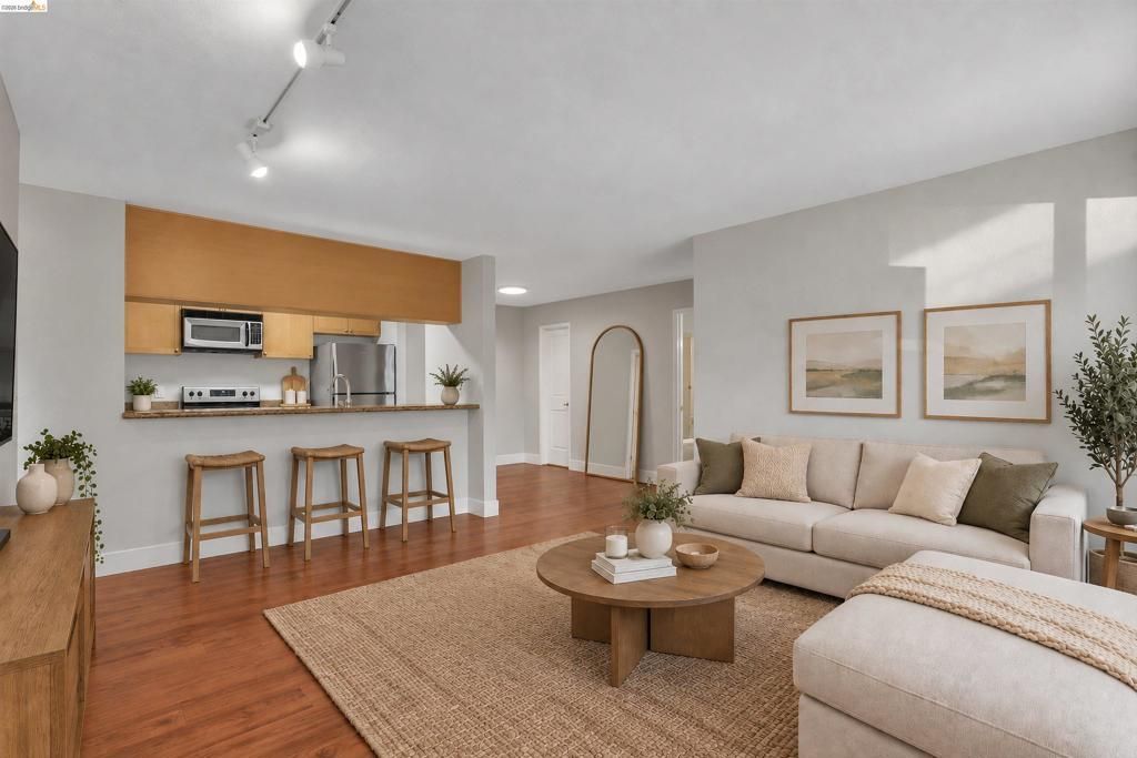1085 Murrieta Blvd # 125, Livermore