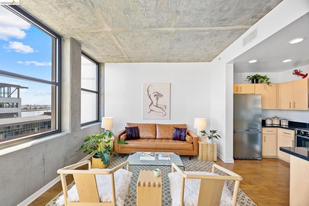 311 2nd St # 714, Oakland