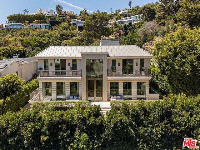 1395 N Doheny Drive, Los Angeles