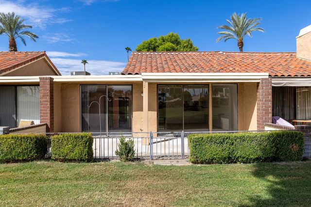 250 Serena Drive, Palm Desert