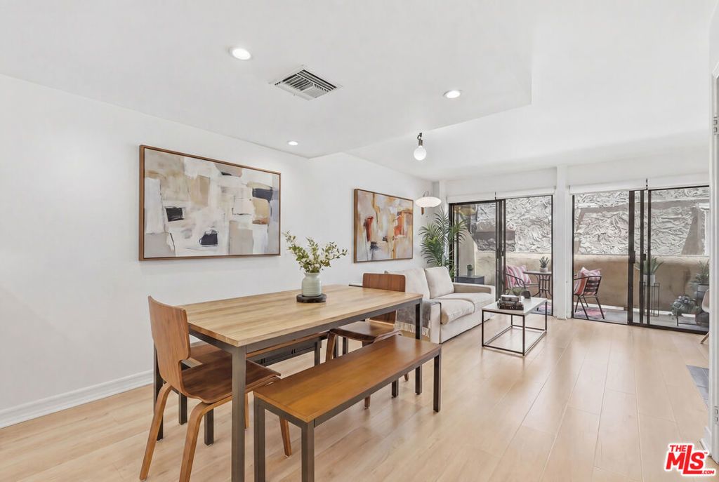 350 Burchett Street # 101, Glendale