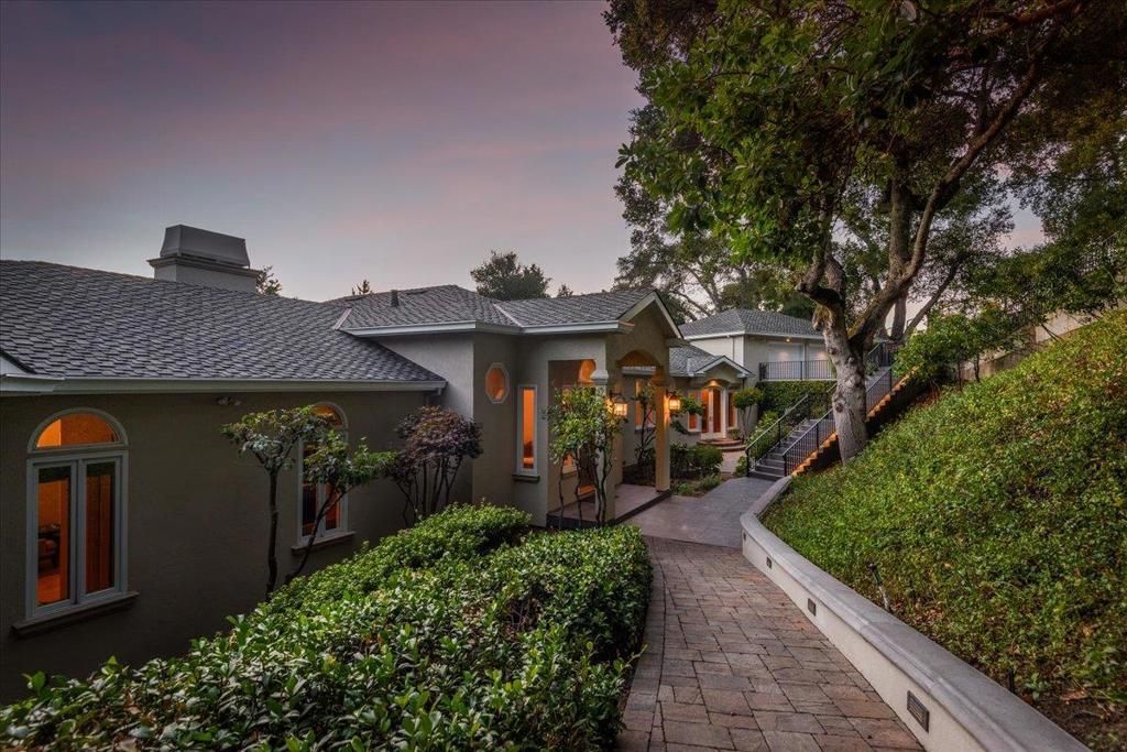 55 Vista Verde Way, Portola Valley