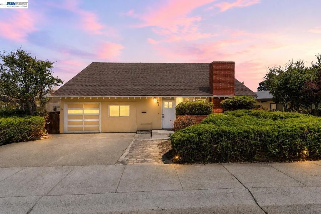 406 Hawthorne Ave, San Bruno