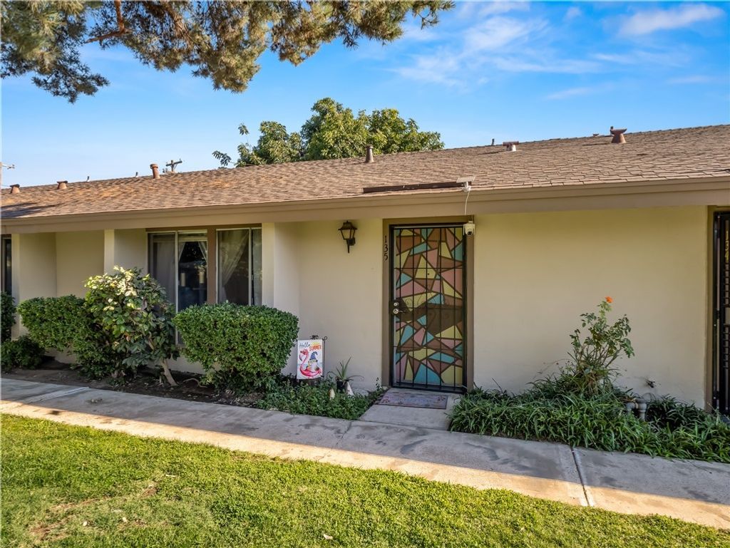 4654 N Chestnut, Fresno