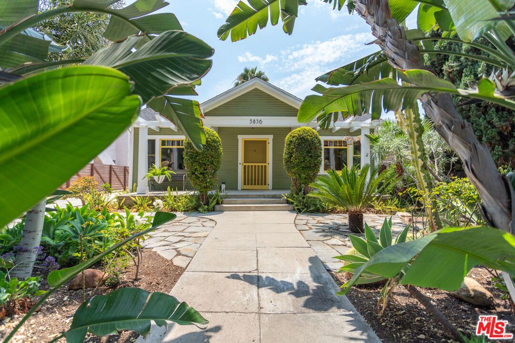 5836 La Mirada Avenue, Los Angeles