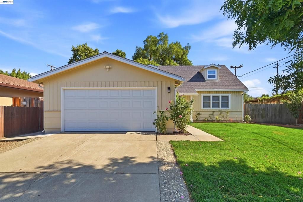 2482 Archer Ave, Fremont