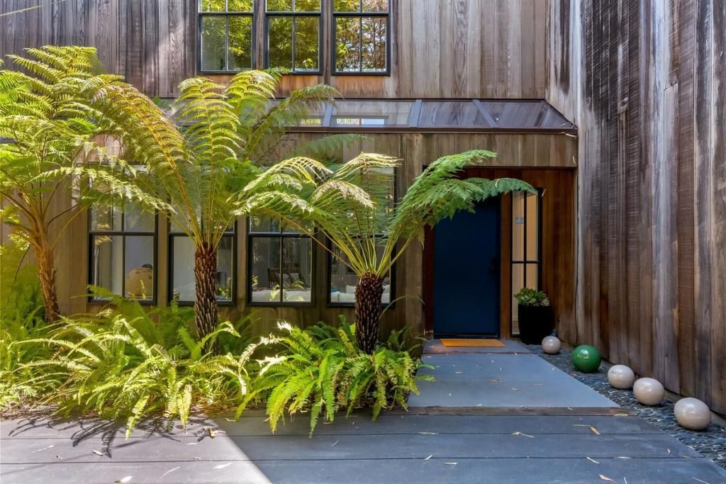 1628 Emerson Street, Palo Alto