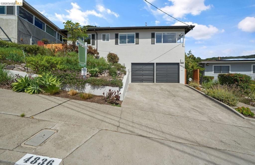 4836 Reinhardt Dr, Oakland