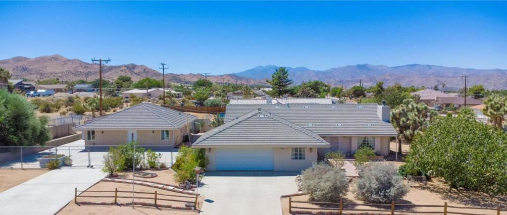 8582 Frontera Avenue, Yucca Valley