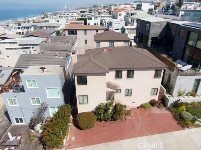 223 32nd St, Manhattan Beach.