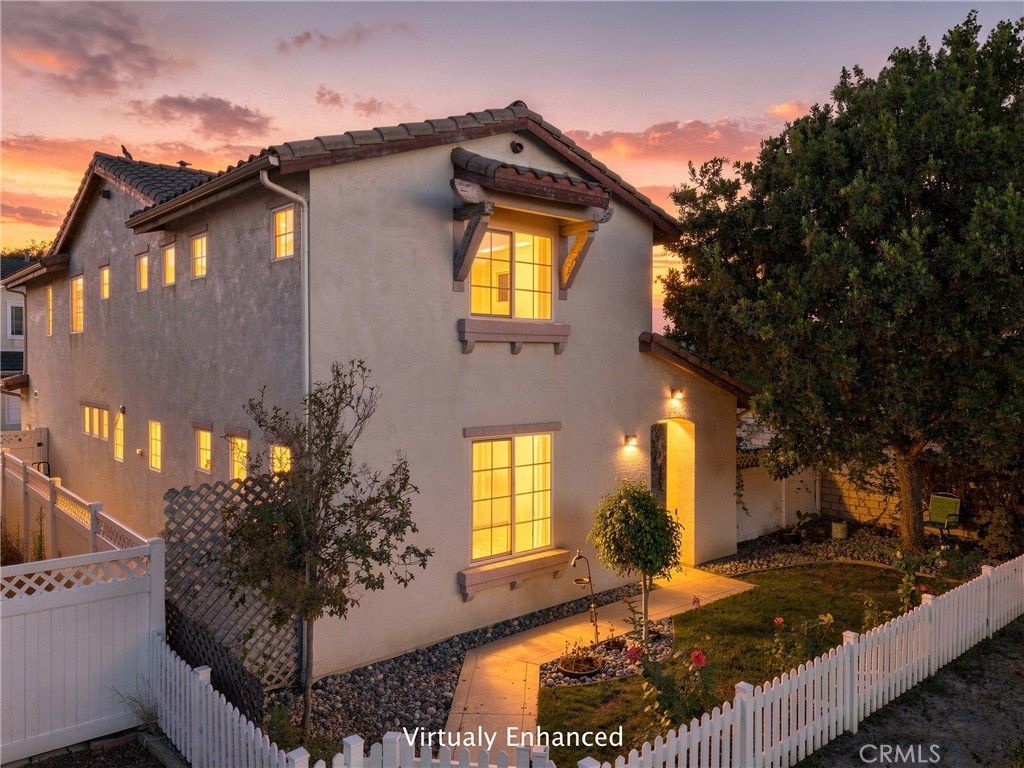 2328 S Cordoban Lane, Santa Maria