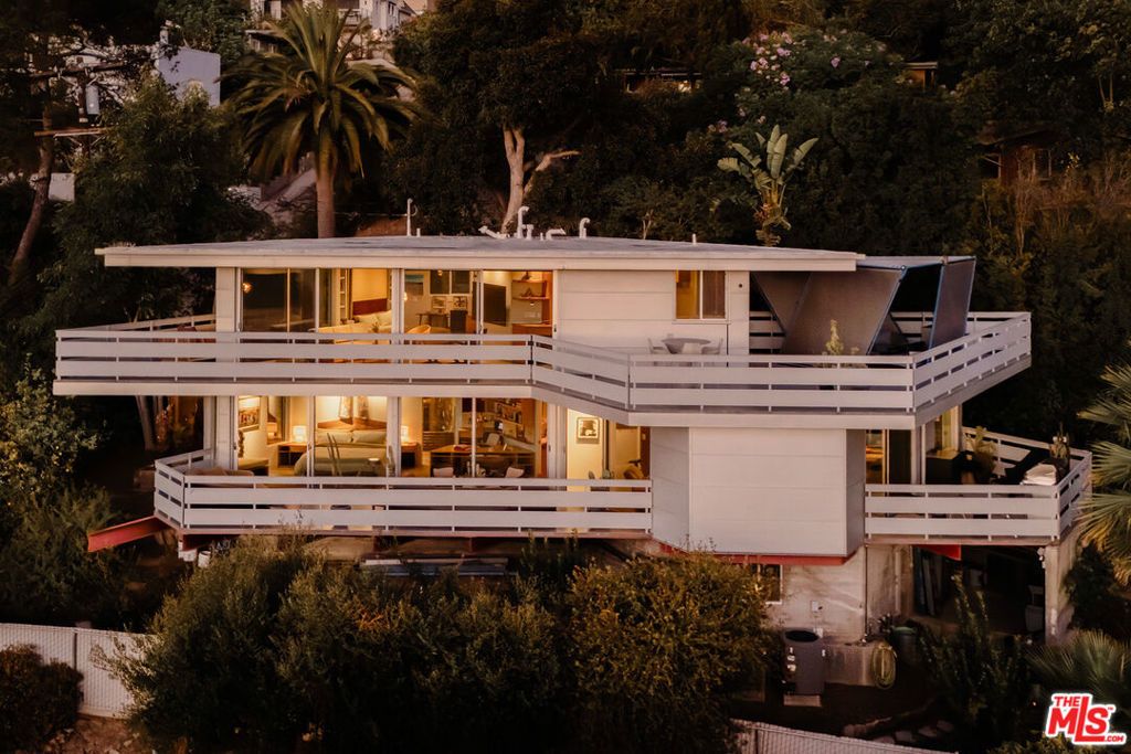 2383 Loma Vista Place, Los Angeles