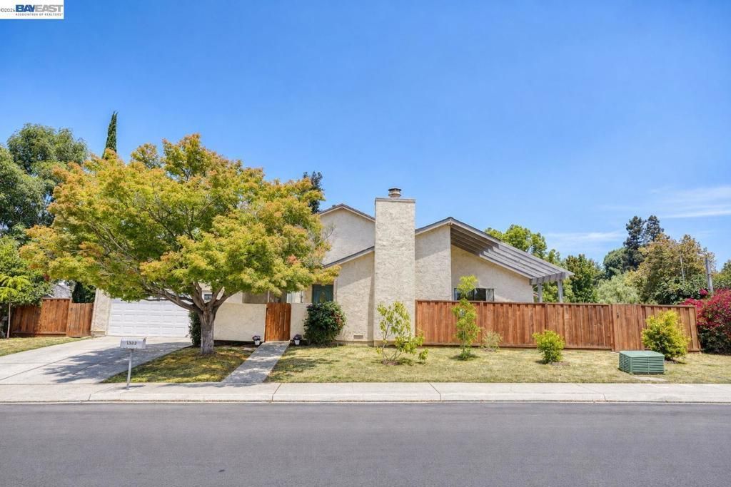 1383 Mount Shasta Ave, Milpitas