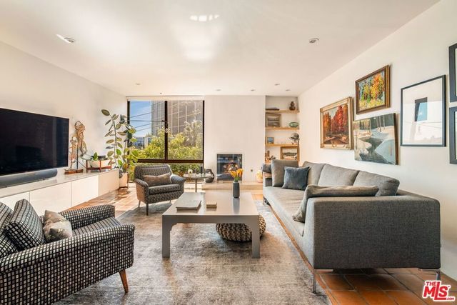 1033 Carol Drive # 302, West Hollywood