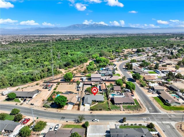 3949 Bluff, Norco