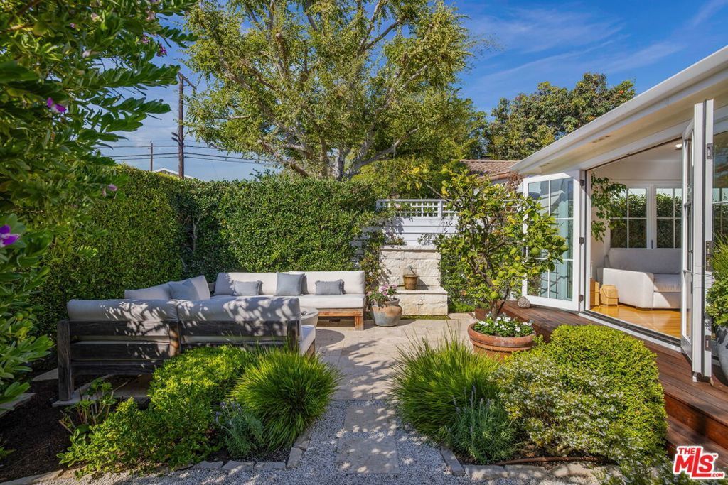 856 Marco Place, Los Angeles