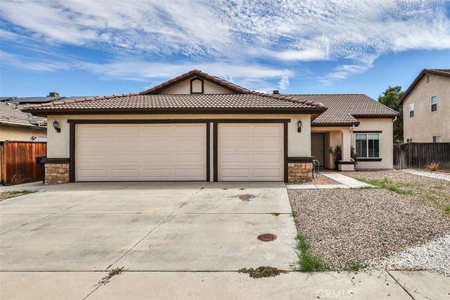 1452 Hummingbird, Hemet
