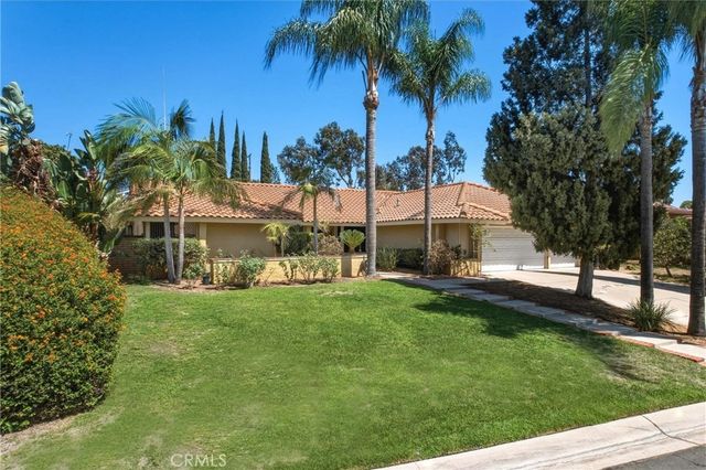17891 Caballo, Yorba Linda