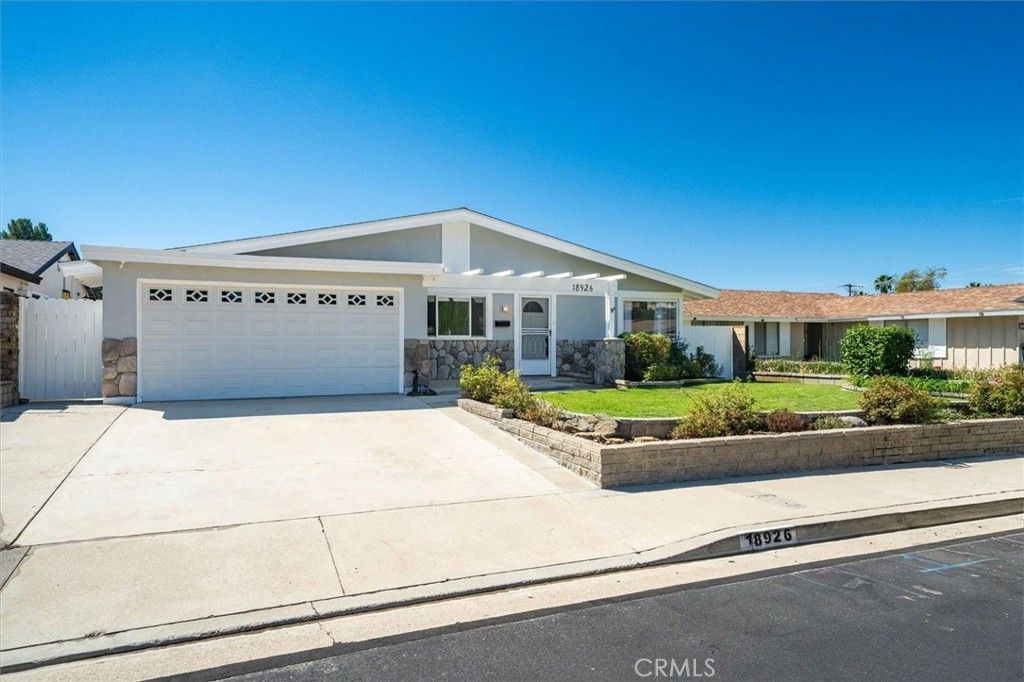 18926 Claycrest, Canyon Country
