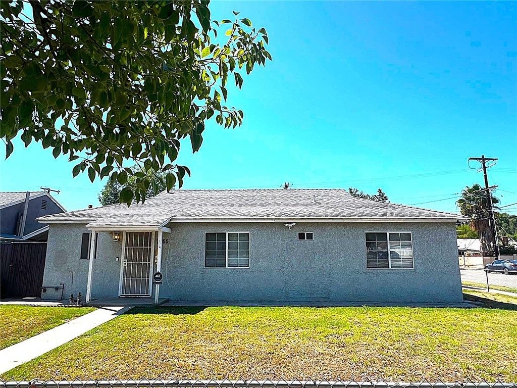 7955 White Oak, Reseda