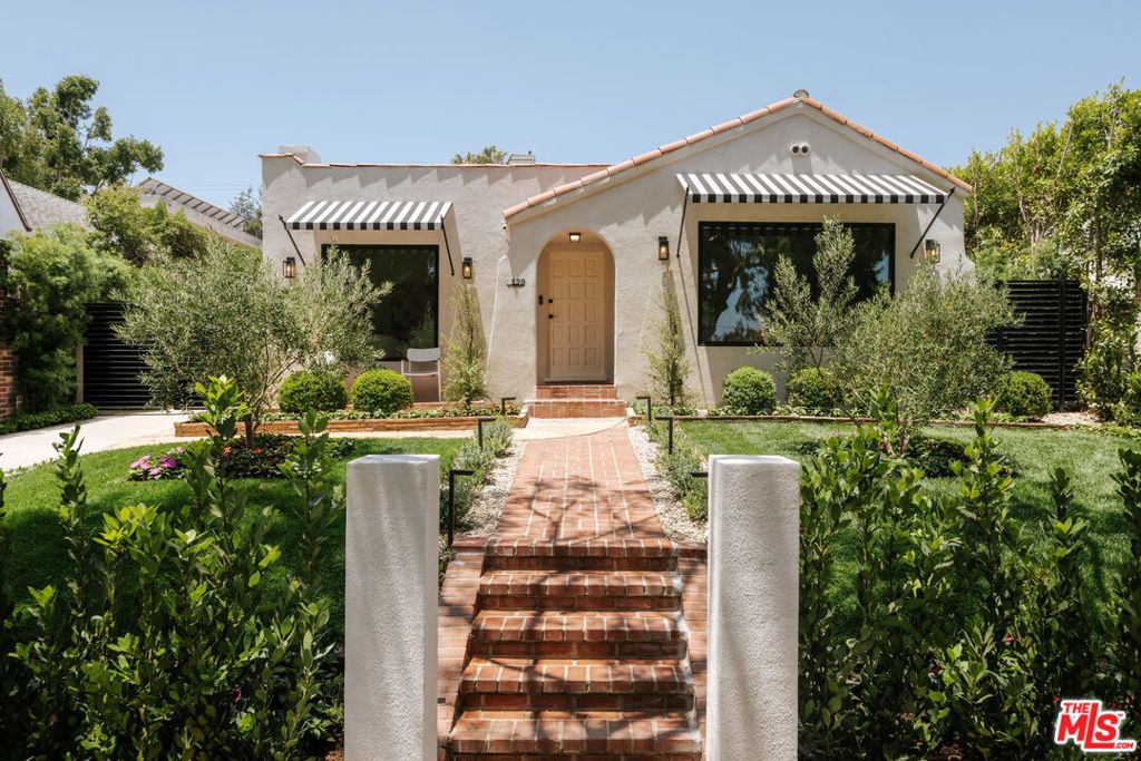 129 N Almont Drive, Los Angeles