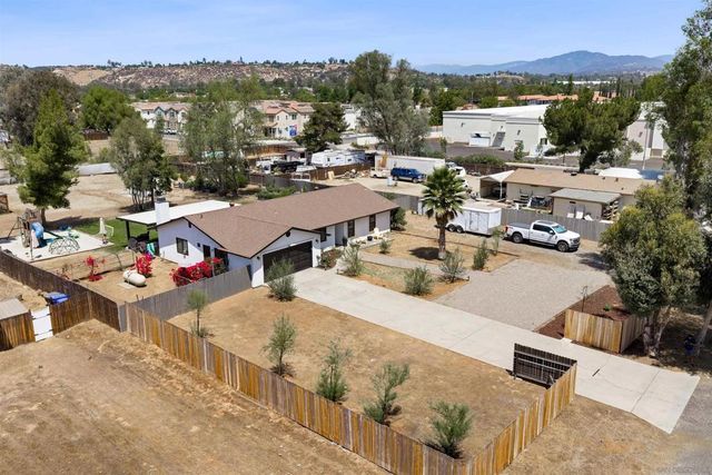 1922 Vermont, Ramona