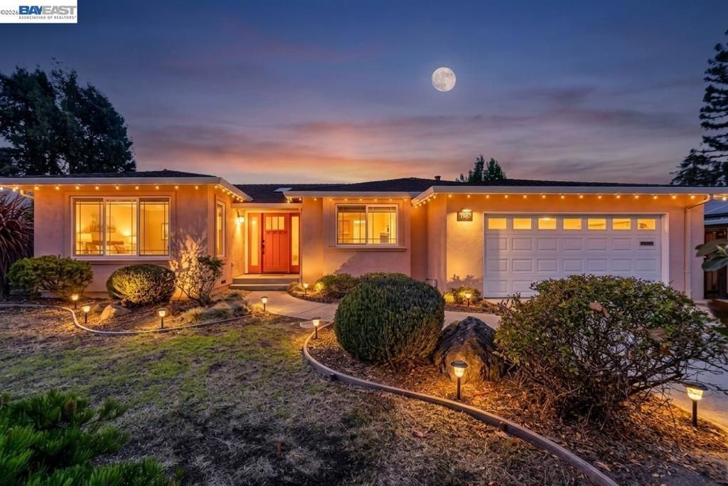 42635 Sully St, Fremont