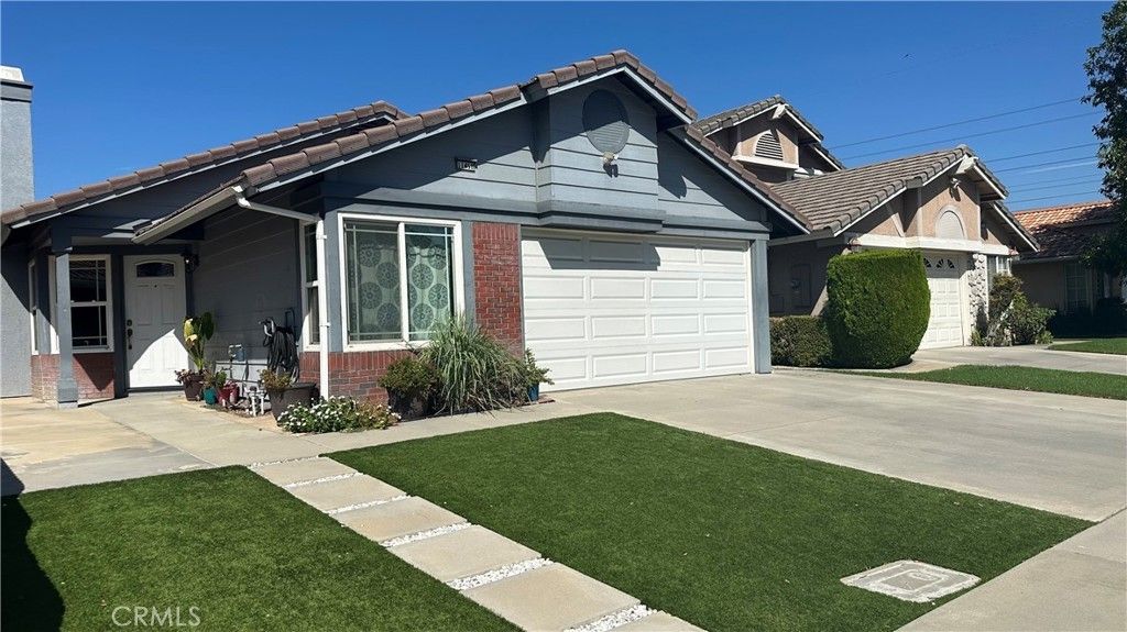 11458 Gold Hill Avenue, Fontana
